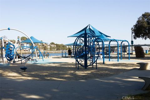 Tiny photo for 264 Ravenna, Long Beach, CA 90803 (MLS # PW26048821)