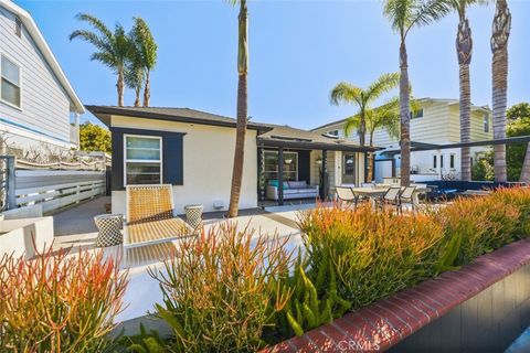 Tiny photo for 264 Ravenna, Long Beach, CA 90803 (MLS # PW26048821)