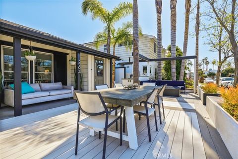 Tiny photo for 264 Ravenna, Long Beach, CA 90803 (MLS # PW26048821)