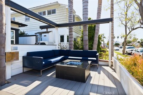 Tiny photo for 264 Ravenna, Long Beach, CA 90803 (MLS # PW26048821)