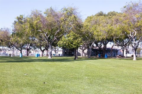 Tiny photo for 264 Ravenna, Long Beach, CA 90803 (MLS # PW26048821)