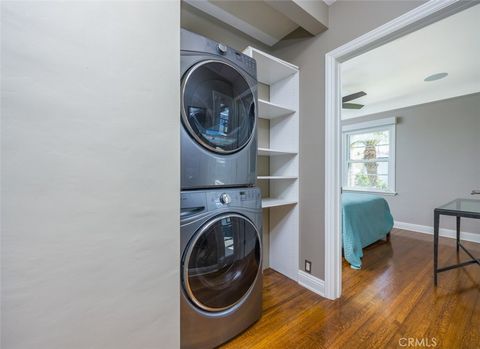 Tiny photo for 264 Ravenna, Long Beach, CA 90803 (MLS # PW26048821)