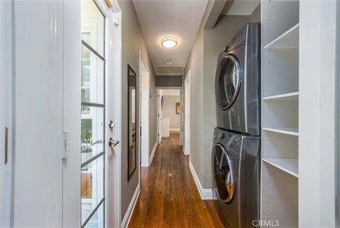 Tiny photo for 264 Ravenna, Long Beach, CA 90803 (MLS # PW26048821)