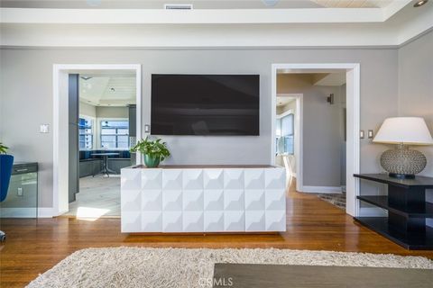 Tiny photo for 264 Ravenna, Long Beach, CA 90803 (MLS # PW26048821)