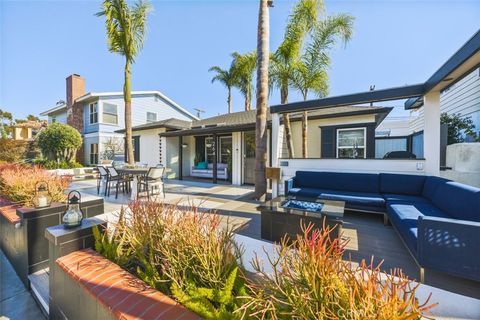 Tiny photo for 264 Ravenna, Long Beach, CA 90803 (MLS # PW26048821)