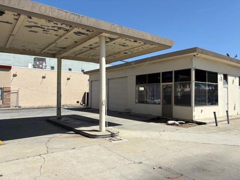 Photo of Hollister, CA 95023 (MLS # ML82043303)