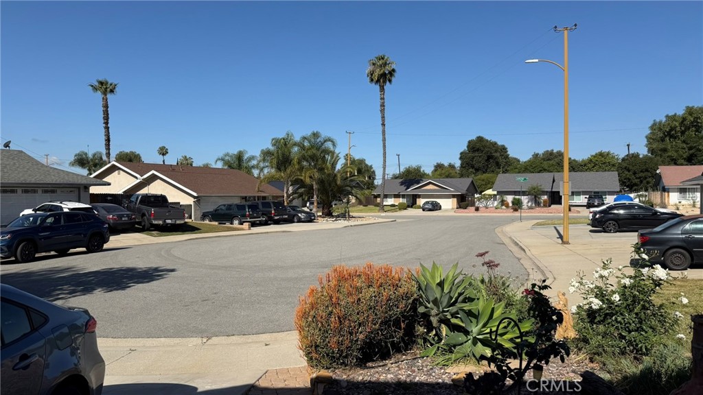 1825 Circle Court