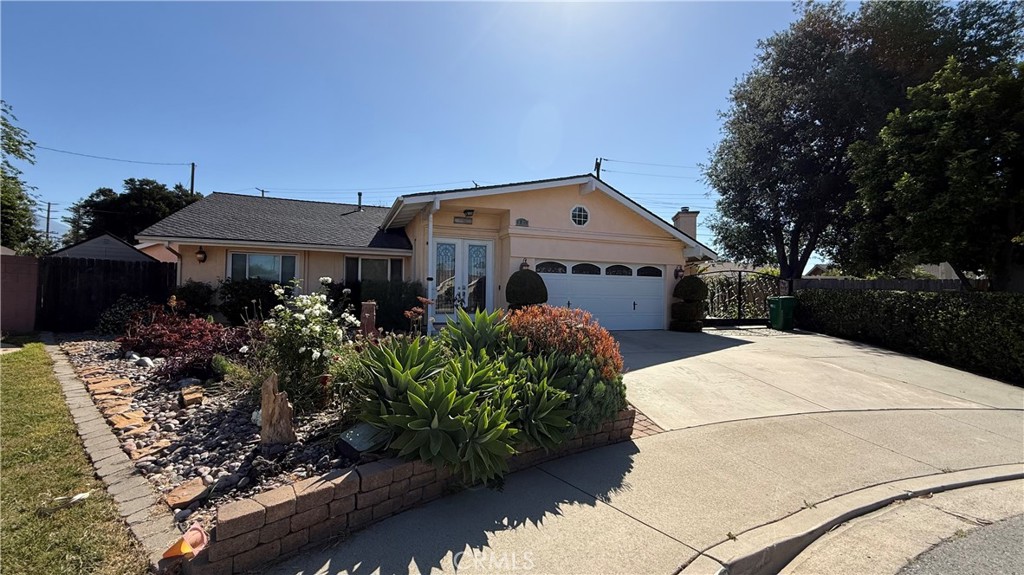 1825 Circle Court