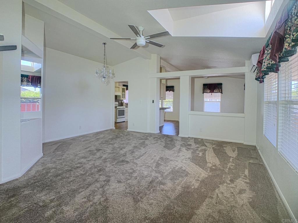 260 E Bradley Avenue 51