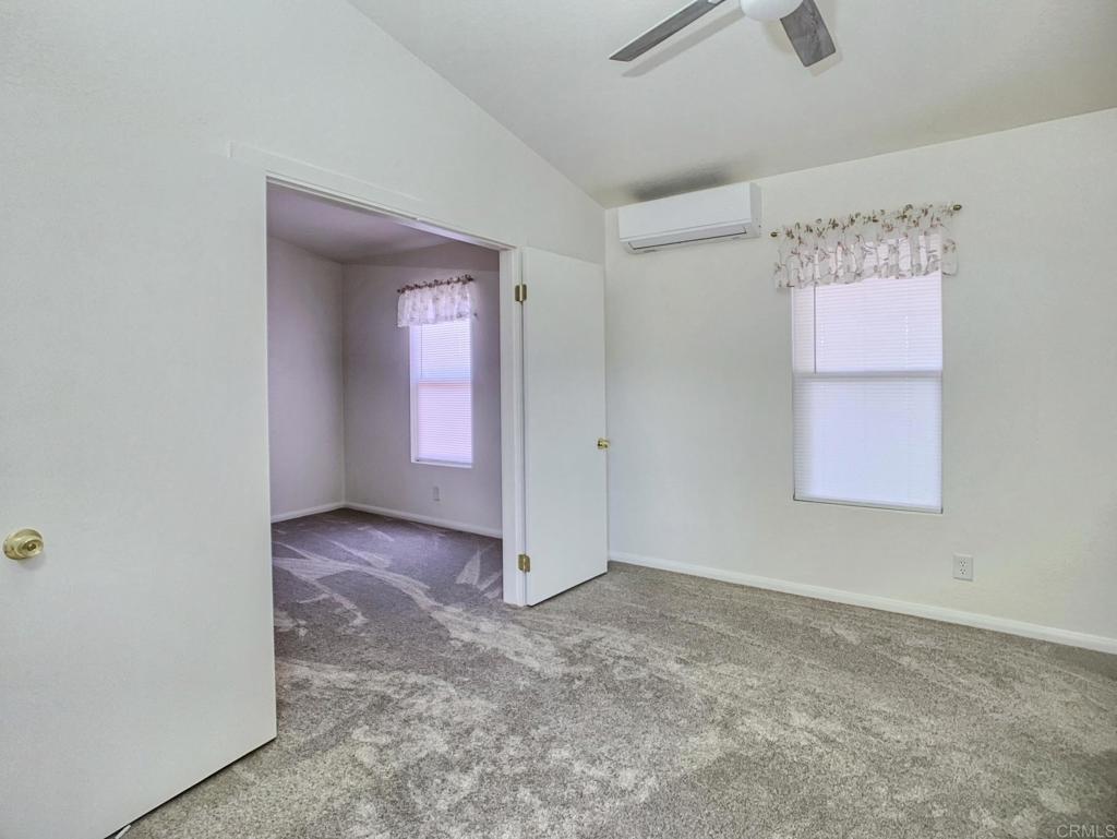 260 E Bradley Avenue 51