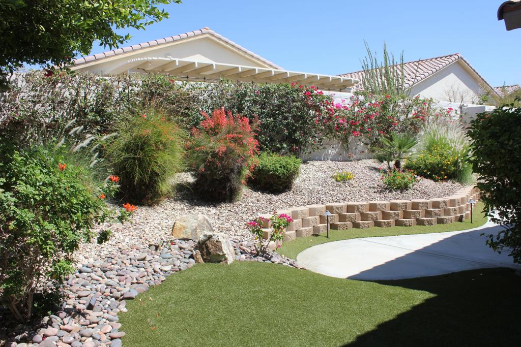 80566 Avenida Los Padres