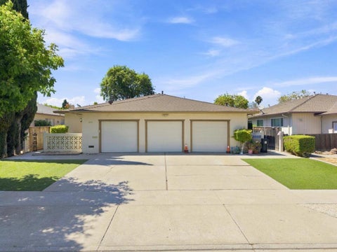 Photo of El Dori Drive, San Jose, CA 95123 (MLS # ML82059908)