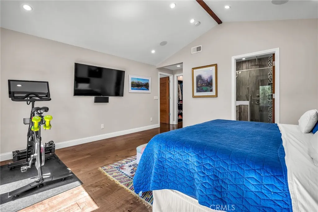 Encino, California 91316, United States, 3 Bedrooms Bedrooms, ,3 BathroomsBathrooms,Residential,Active,173600