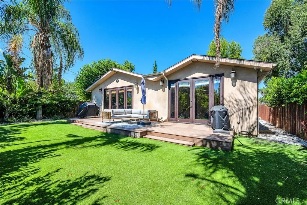 Encino, California 91316, United States, 3 Bedrooms Bedrooms, ,3 BathroomsBathrooms,Residential,Active,173600