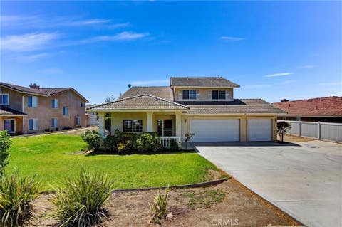 Photo of 14035 Moonridge DR, Riverside, CA 92503 (MLS # IG26181456)