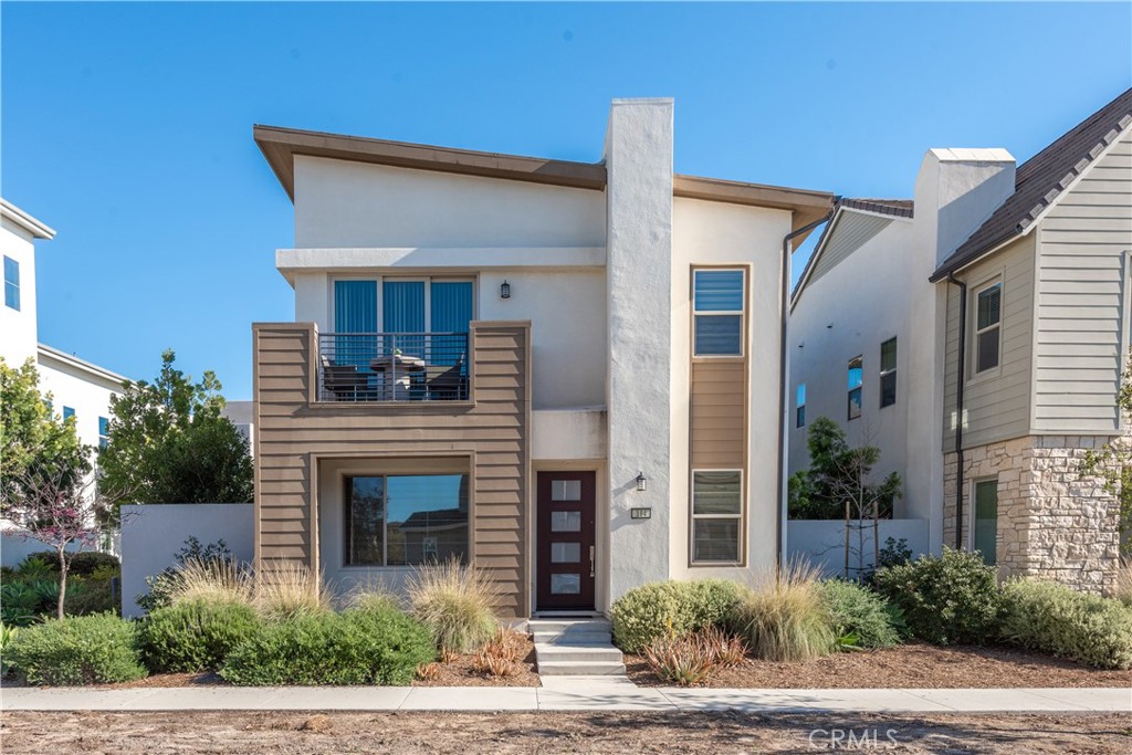 This Fully Furnished, two-story home in Cadence Park offers exceptional amenities throughout the entire Great Park. This modern, detached home features 3 bedrooms and 3 bathrooms. The open floor plan allows natural light to flood the first floor, creating a bright and airy atmosphere. The living area seamlessly connects to the side yard, enhancing the home's spacious feel. As an end unit, the side yard is unobstructed, allowing you to fully enjoy the beautiful outdoor scenery.
The kitchen is equipped with a built-in fridge, stainless steel appliances, backsplash, and a central island. All three bedrooms are located upstairs, with the master suite offering a private patio and a spacious walk-in closet. The master bathroom includes a glass-enclosed walk-in shower, a soaking tub, and dual vanities. The other two bedrooms each have their own bathroom, providing added convenience and privacy. The upstairs laundry room features a utility sink and ample storage space.
Minutes walk to Cadence Park and Cadence Park School! Solar available to save on electronic bills.