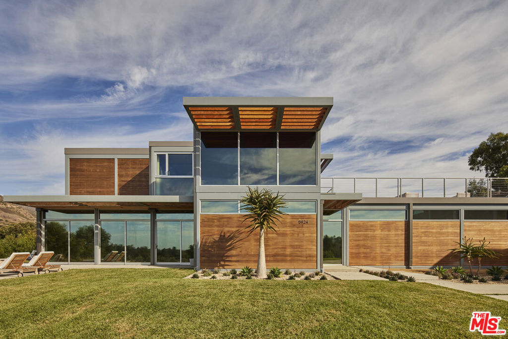 5924 Bonsall Drive