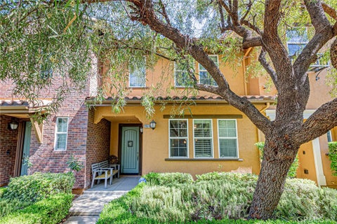 Photo of 28519 Herrera Street, Valencia, CA 91354 (MLS # SR26219754)