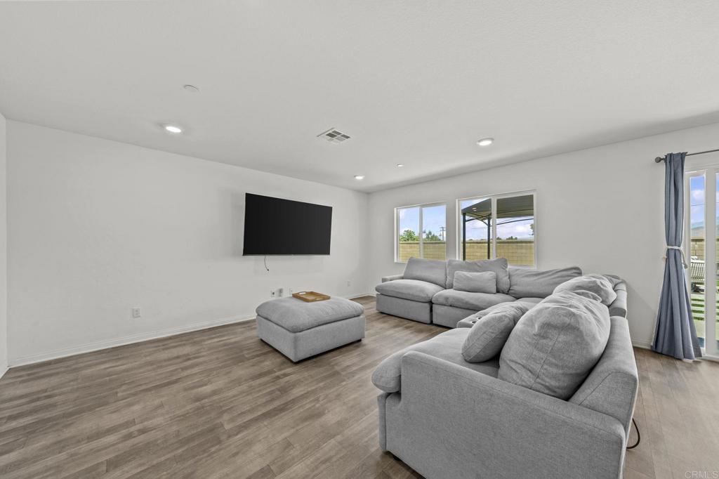 1879 Saddle Ranch Trail