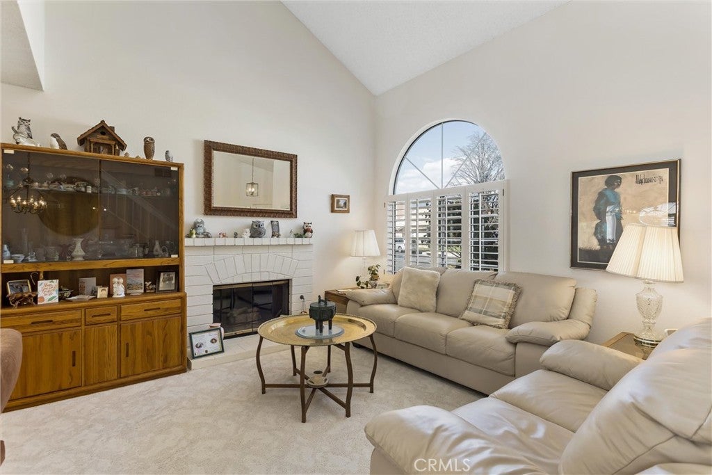 607 Indian Wells Road