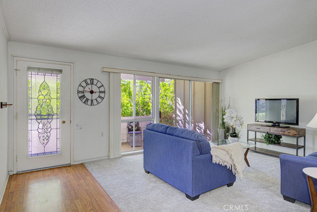 552 Avenida Sevilla B