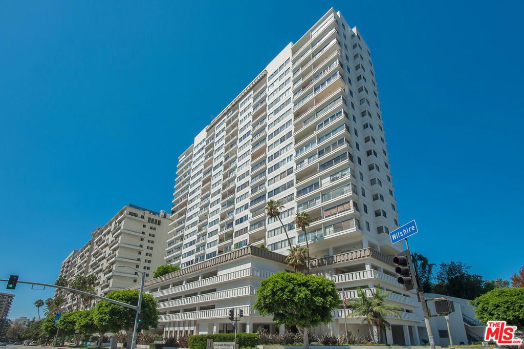 Photo of 10501 Wilshire Boulevard #1603, Los Angeles, CA 90024 (MLS # 26836365)