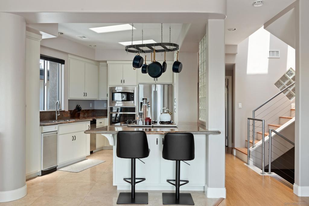 Pacific Beach - Residential Lease