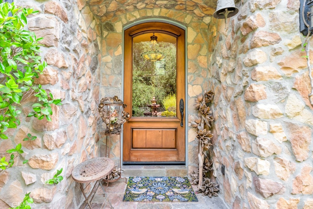 3439 Dorothy Road
