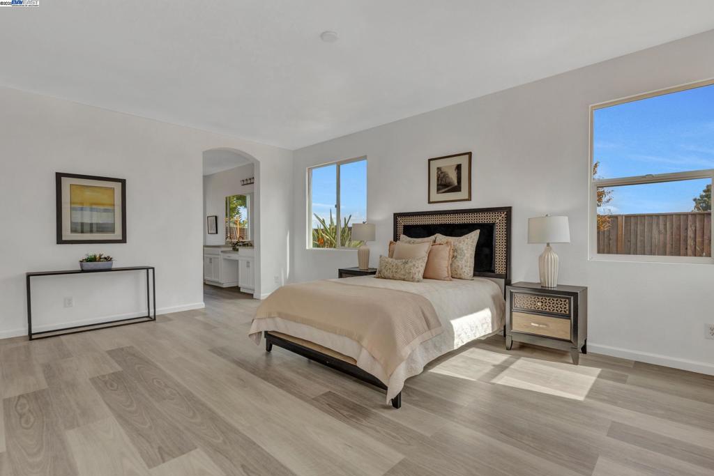 MIRA VISTA HILLS - Residential