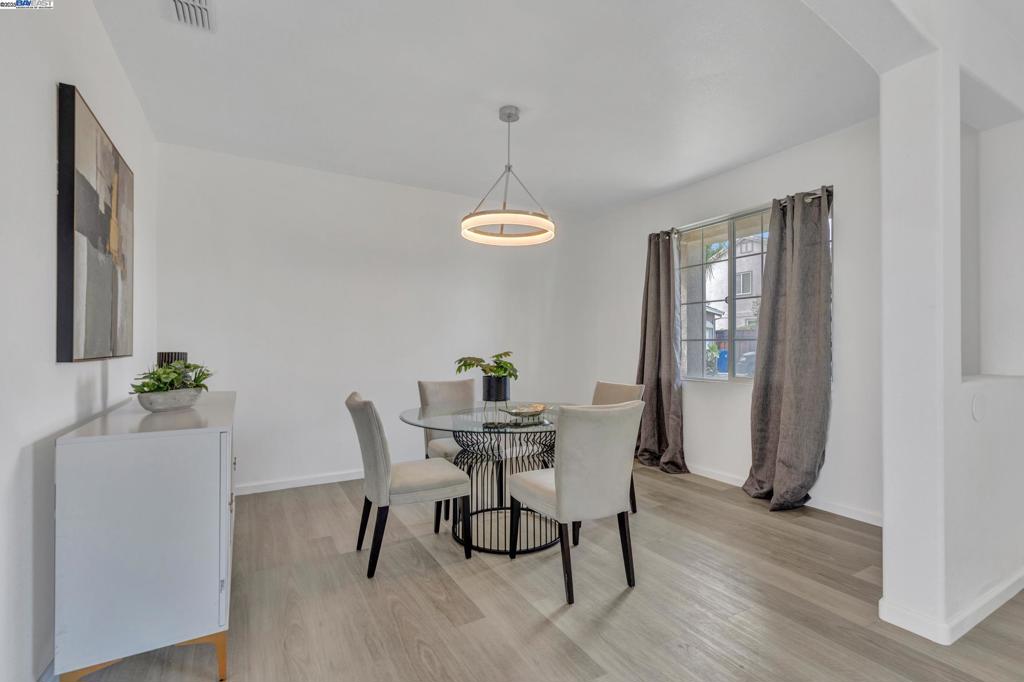 MIRA VISTA HILLS - Residential