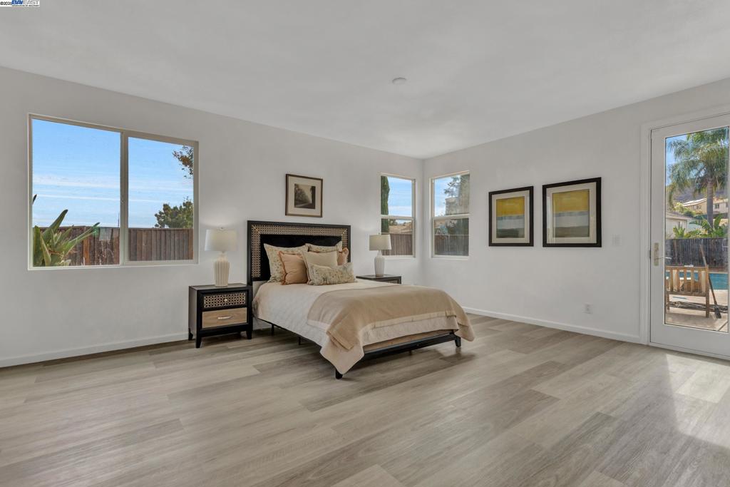 MIRA VISTA HILLS - Residential