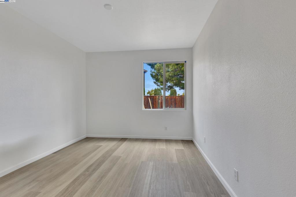 MIRA VISTA HILLS - Residential