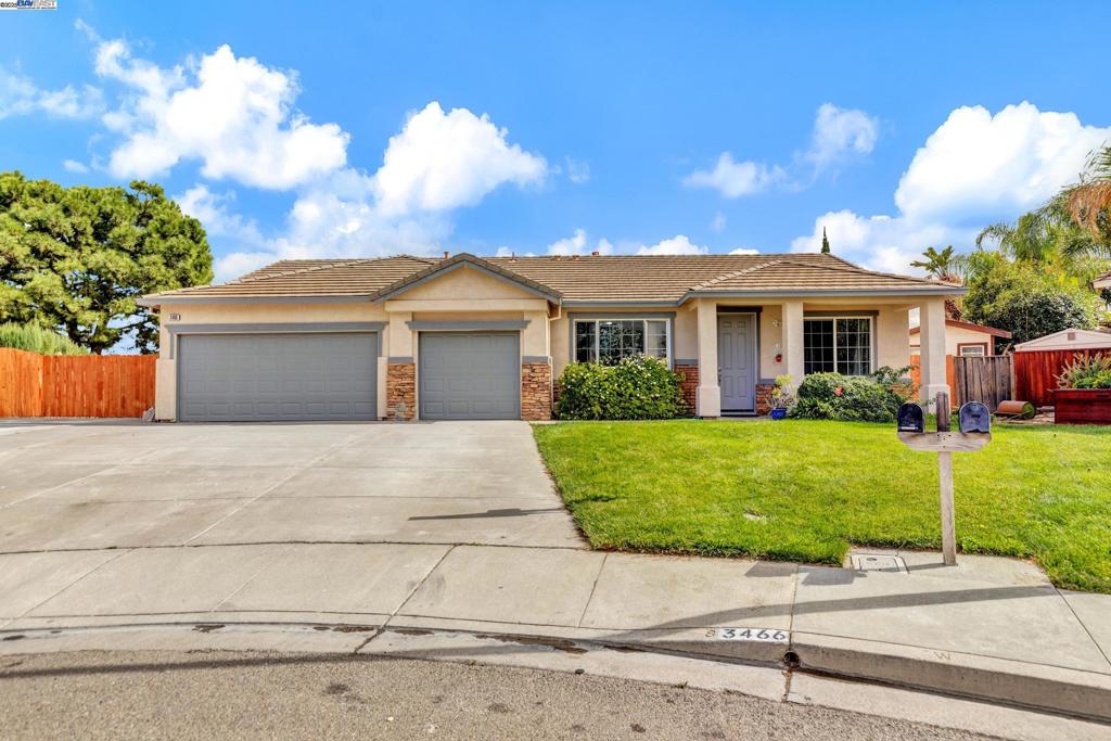 MIRA VISTA HILLS - Residential