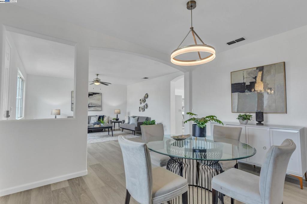 MIRA VISTA HILLS - Residential