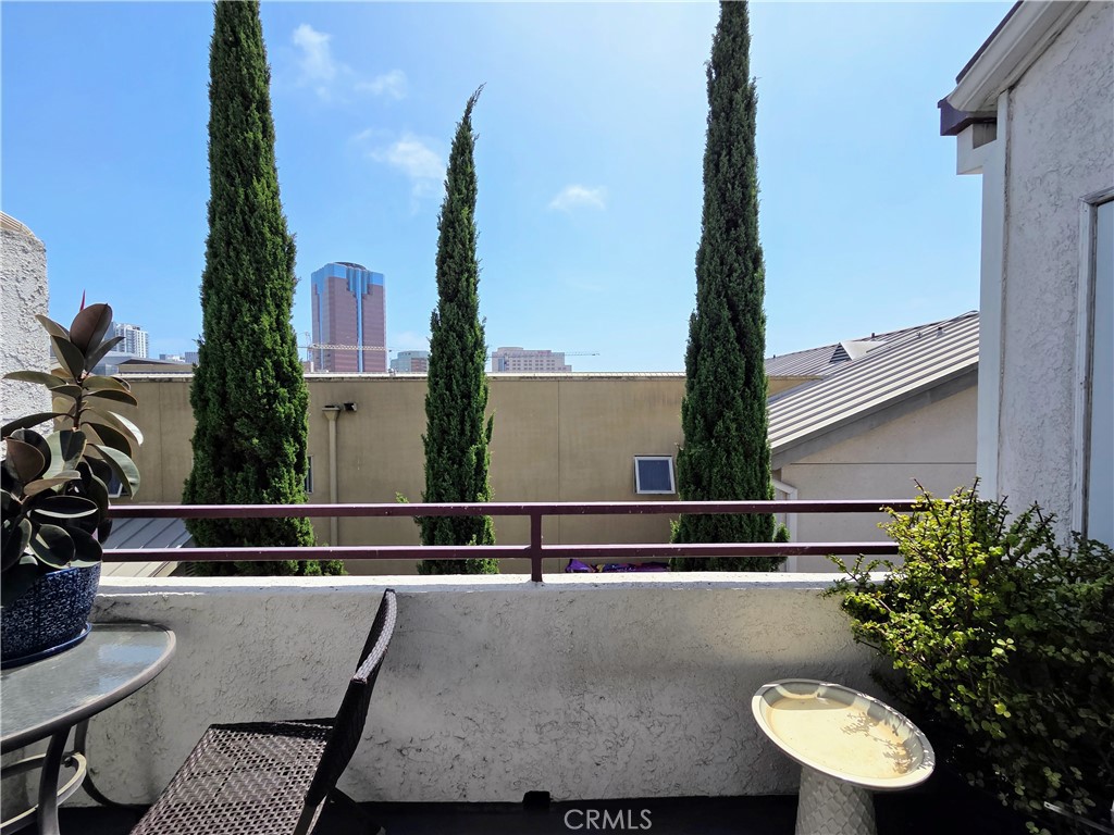 Downtown (DT) - Residential Lease