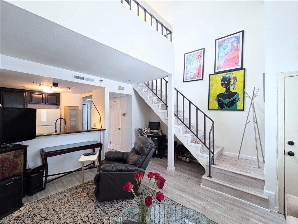 Downtown (DT) - Residential Lease