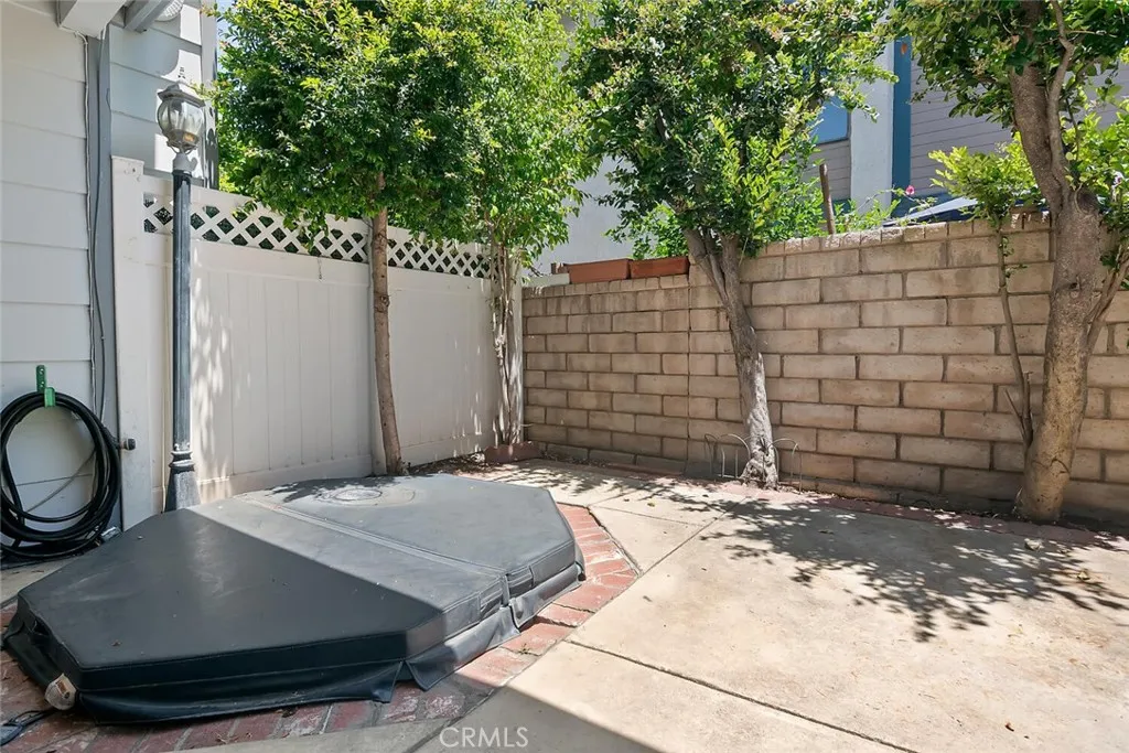 Tarzana, California 91356, United States, 3 Bedrooms Bedrooms, ,3 BathroomsBathrooms,Residential,Active,153002