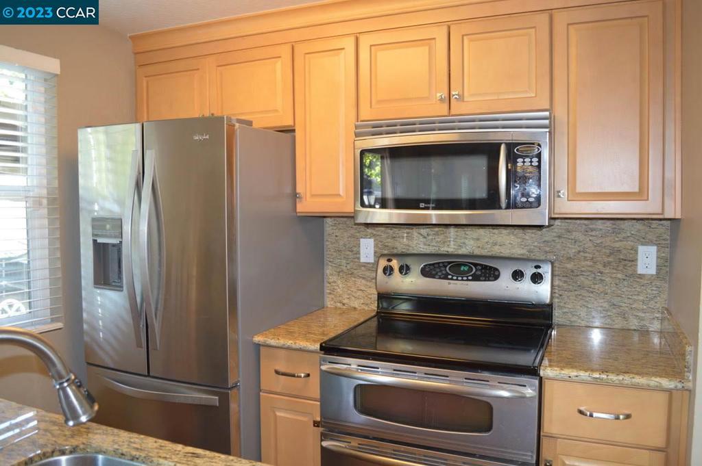 Discover your ideal 2 bed, 2 bath remodeled condo, awaiting its new tenants! The kitchen features granite counters and stainless-steel appliances, while the living room offers a cozy fireplace and convenient inside laundry. You'll love the community amenities, including a swimming pool and tennis courts. Renter to pay additional $100 for water and garbage. Plus, the prime location near DVC, shopping, and commuter routes makes this the perfect place to call home. Don't miss out on this fantastic opportunity - schedule a viewing today!