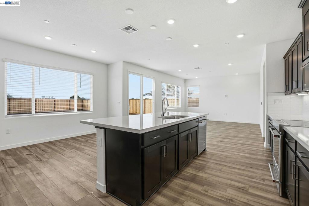 1004 Bluebell Circle