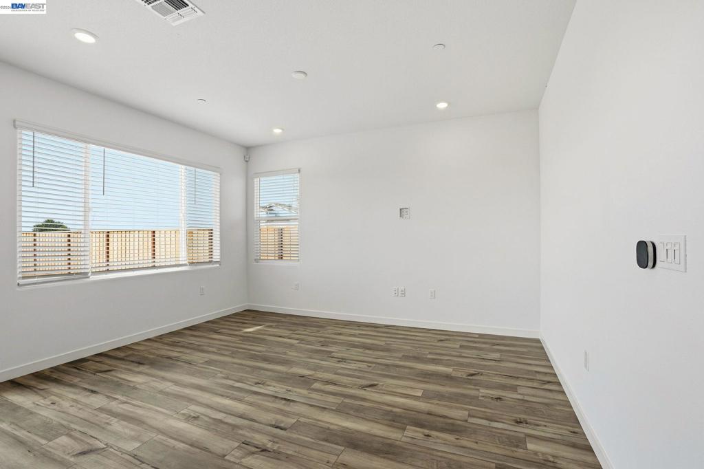 1004 Bluebell Circle