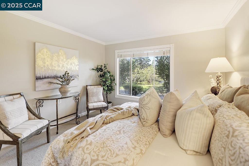 ROSSMOOR - Residential