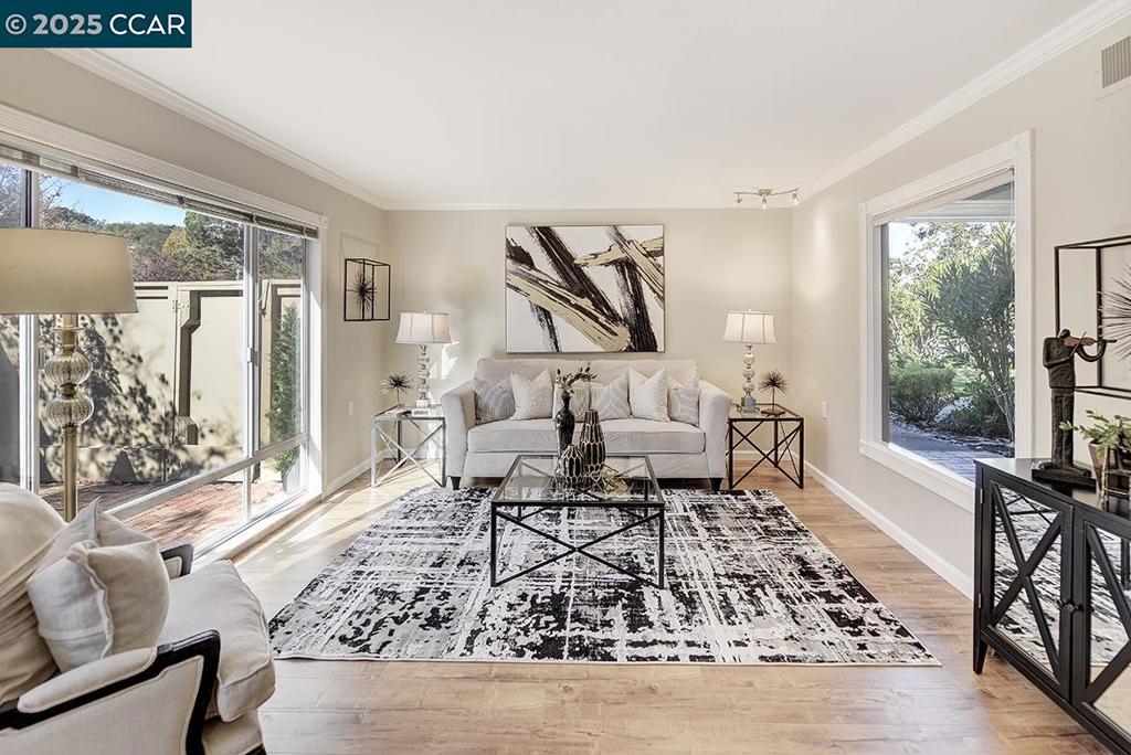 ROSSMOOR - Residential