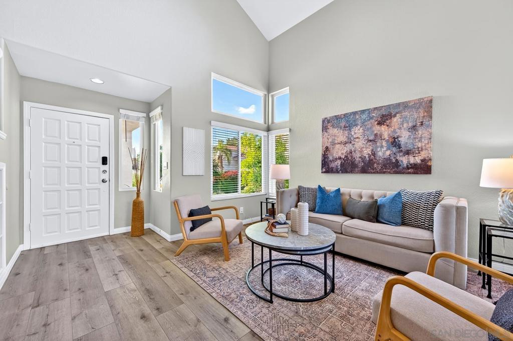 3778 Via Las Villas