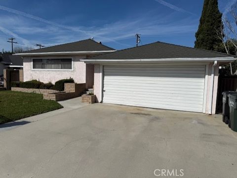 10613 Dolan Avenue Downey CA 90241