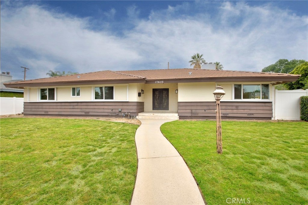 17633 Nordhoff Street, Northridge CA 91325