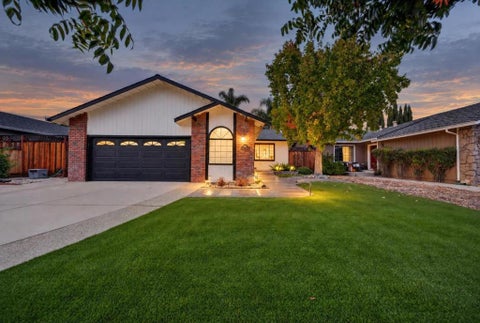 Photo of 6039 Foothill Glen Drive, San Jose, CA 95123 (MLS # ML82065208)
