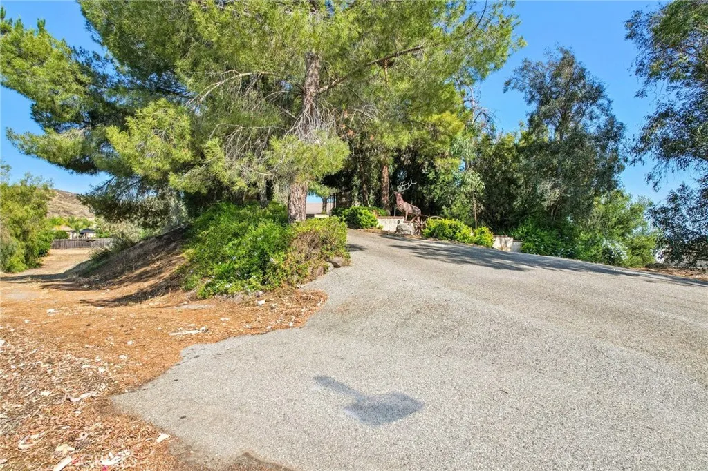 Winchester, California 92596, United States, 4 Bedrooms Bedrooms, ,3 BathroomsBathrooms,Residential,Active,146017