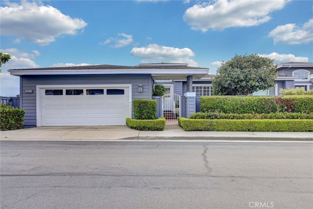 3511 Daffodil Avenue 14