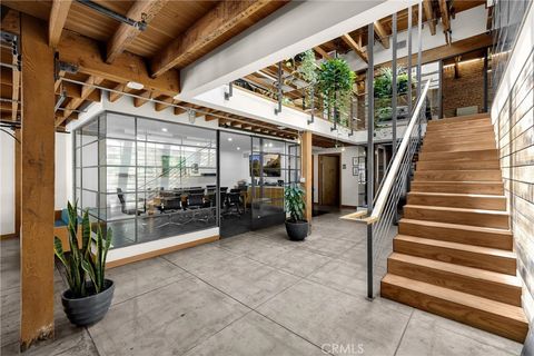 Photo of 425 E 4th Street #E, Long Beach, CA 90802 (MLS # PW26002061)