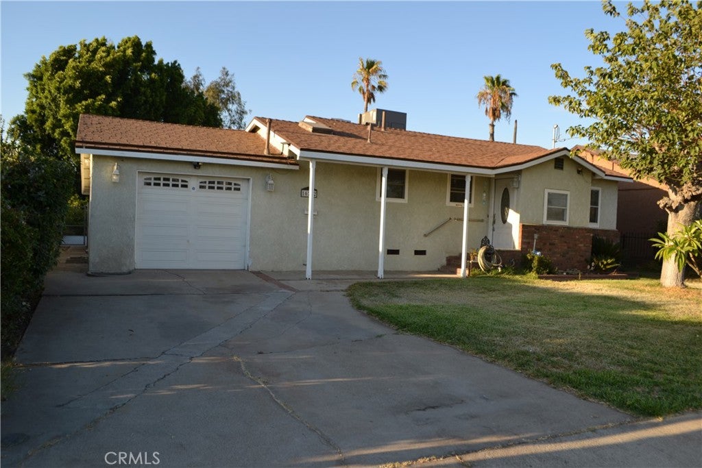 16262 Ivy Avenue